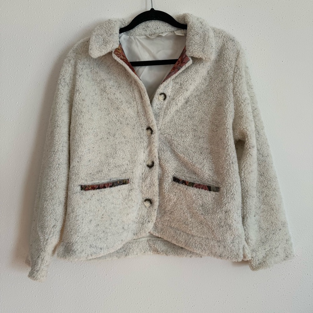 Orvis Ivory Brocades Fleece Sherpa Tapestry Detail Button Down Jacket